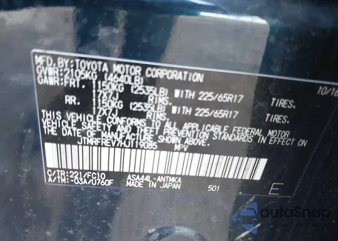 2017 Toyota Rav4 Xle z USA, uszkodzony, nr VIN JTMRFREV7HJ119085